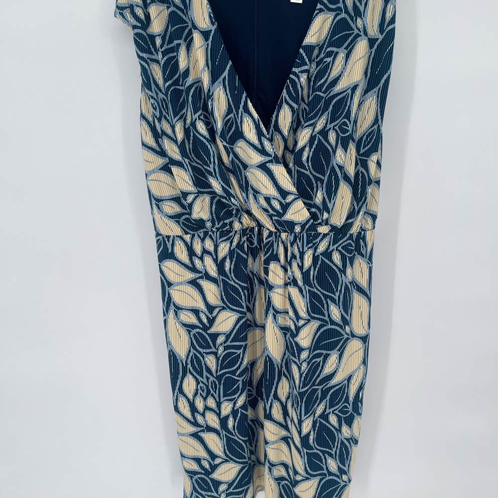 London Times Leaf Pattern Dress in‎ Navy and Beige